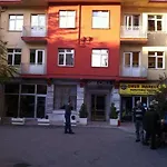 Suna Hotel